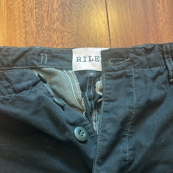 RILEY VINTAGE cargo pants - Picture 2 of 3